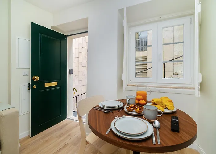 Whome Cozy In The Heart Of Alfama *